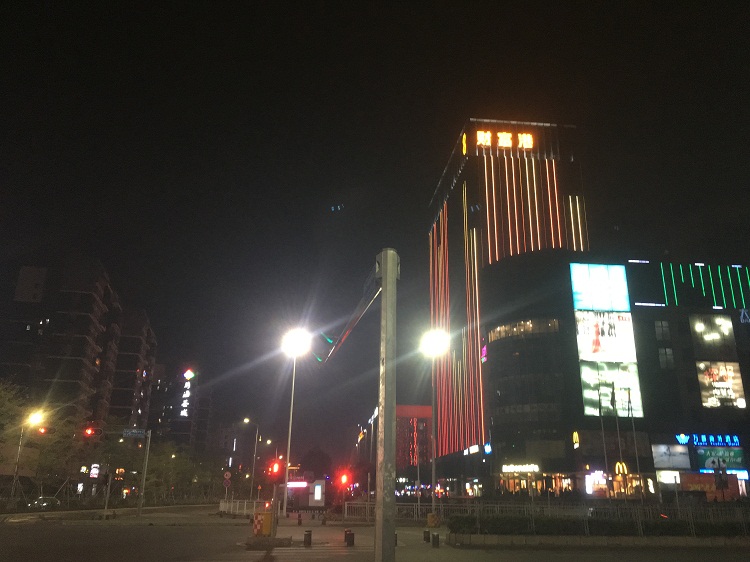 跟著馬總集五福，不如跟著楊總拍個企業(yè)宣傳片